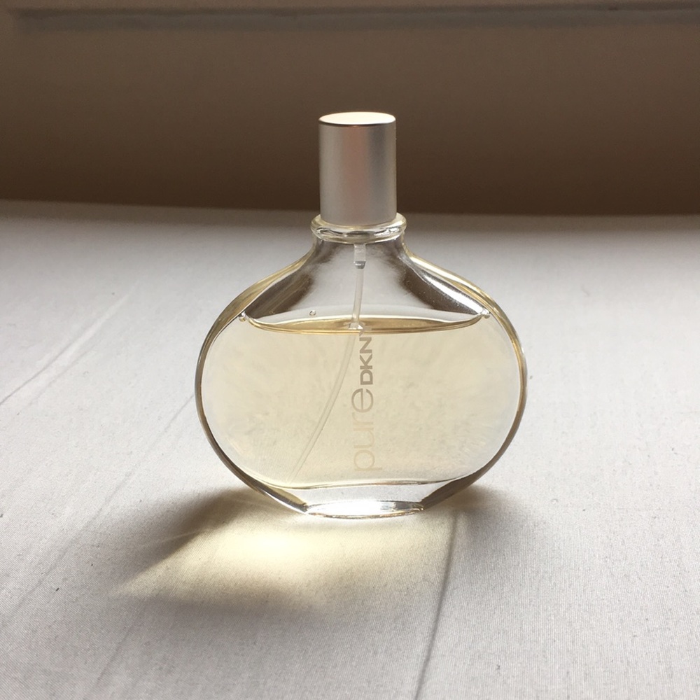 Pure DKNY Perfume